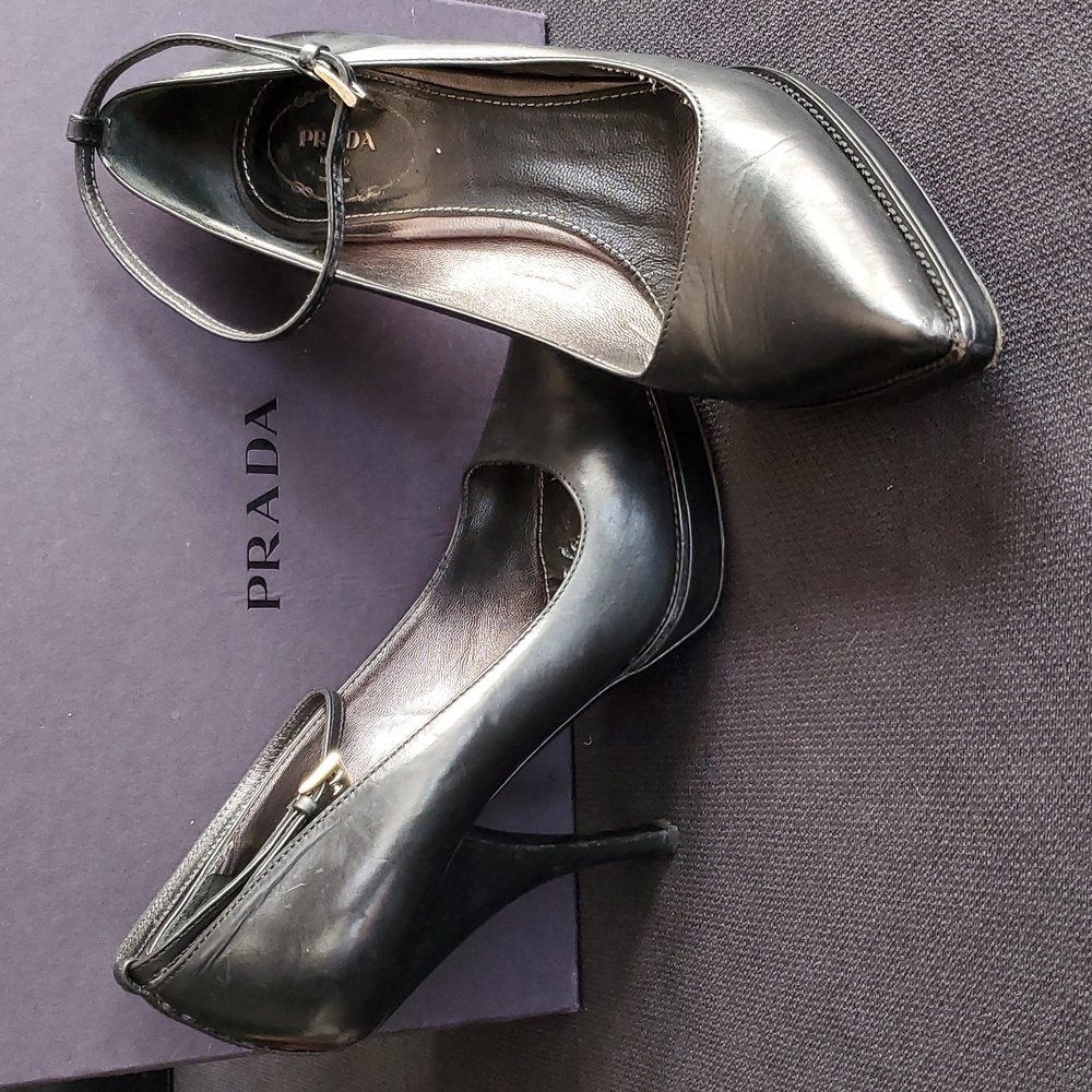 Prada black leather heels size 7B with box
